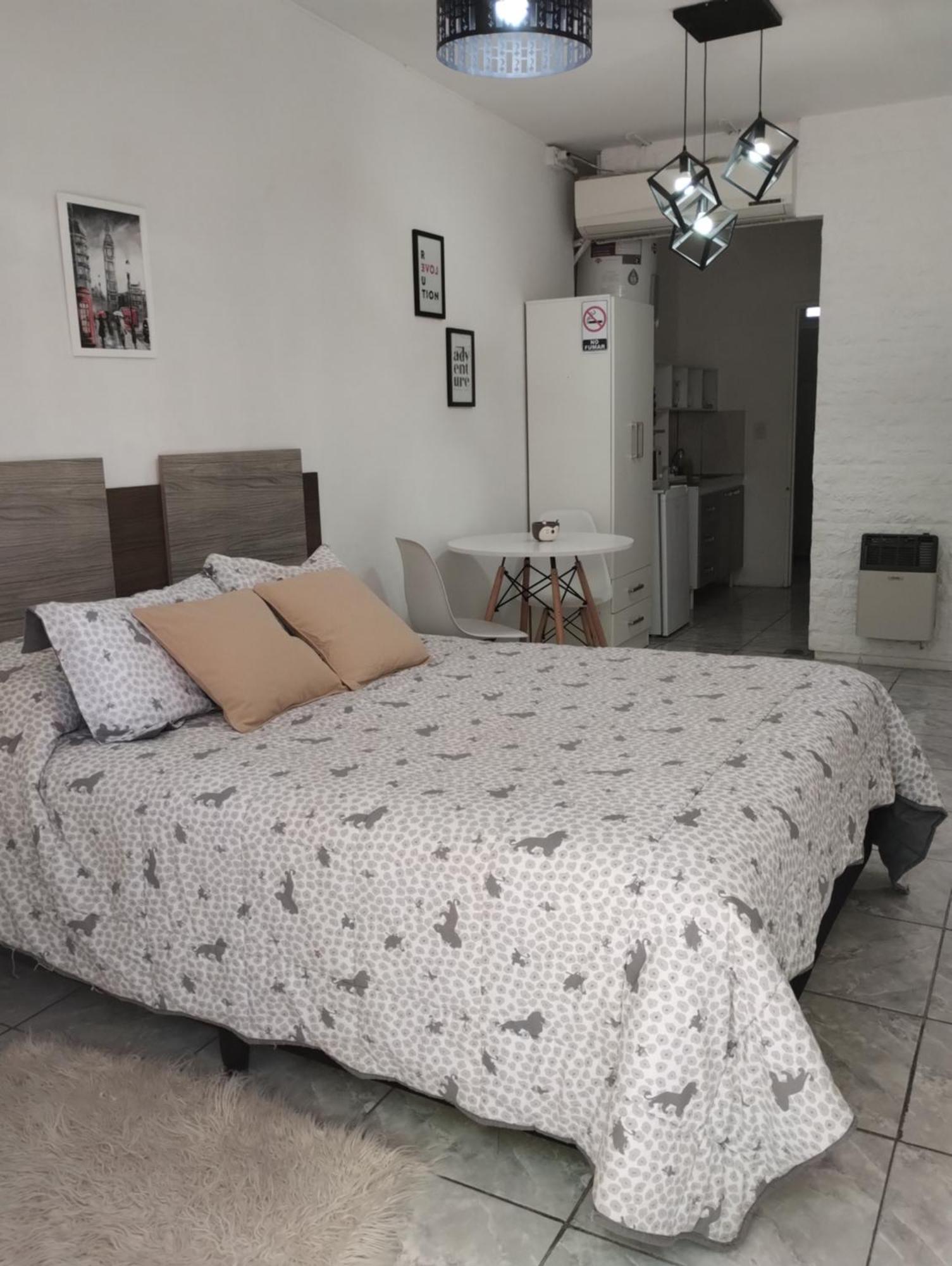 Apartment Estudio Urbano En Capital, Calido Y Acogedor *